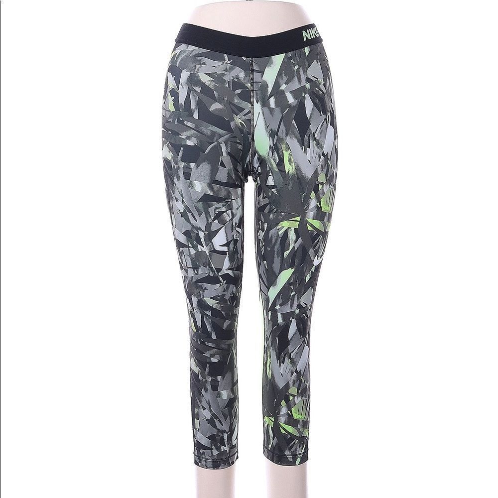 NIKE Pro Painted Palms Allover Print Capri Pant Leggings Gym Runing Compression - Picture 8 of 9